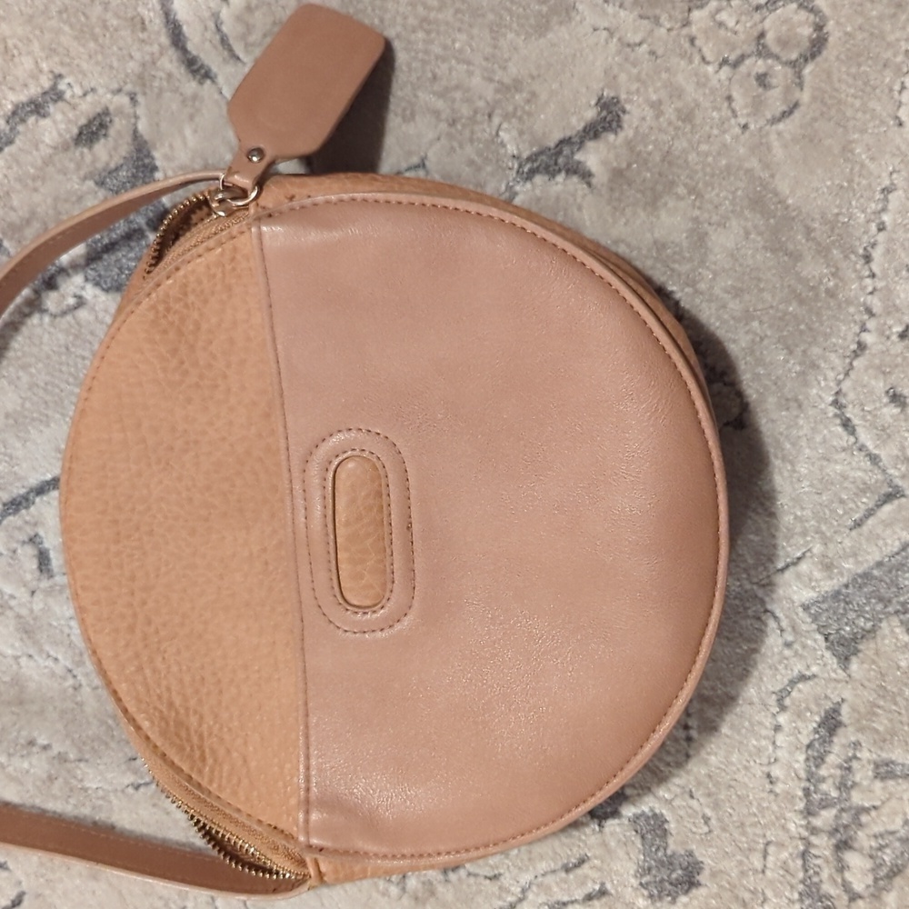 Leather Urban Original Carousel Vegan Crossbody Handbag, Tan - Picture 2 of 8